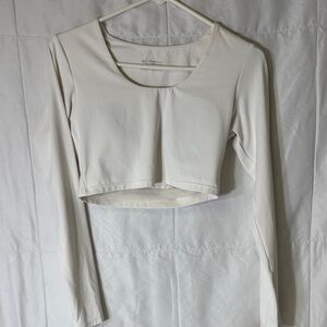 Energybloom White Long Sleeve Crop Workout Top Size Medium Athletic Fitness